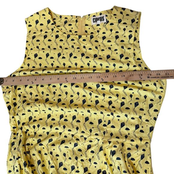 Circus Yellow Kite Print Sleeveless Dress 100% Rayon Made in India UK 20 - Picture 10 of 14